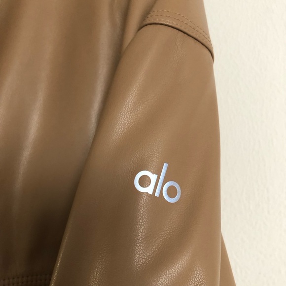 Alo Yoga Faux Leather Power Hour Jacket Toasted Almond M - Picture 8 of 12